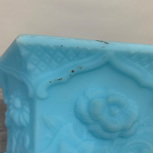 Vintage Fenton Blue Frost Floral 3D Dimensional Planter - Picture 10 of 11